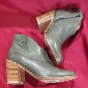 Jeffrey Campbell Green Ankle Boots with Modern Western Style